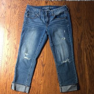 American Eagle cropped jeans